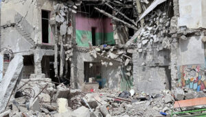 امریکا کا ایران کے اسکول پر حملہ جنگی قوانین کی خلاف ورزی ہے: ڈائریکٹر ہیومن رائٹس واچ